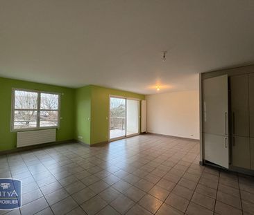 Location Appartement 4 pièces 84m² JACOB BELLECOMBETTE 73000 - Photo 2