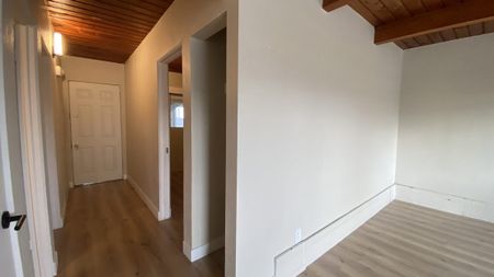 32-12 Rosehill Street - Photo 5