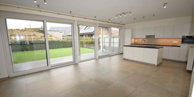 Appartement te huur in Klemskerke voor € 1.175 met 3 slaapkamers - Photo 1