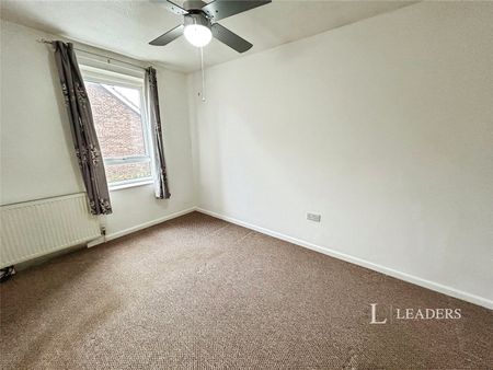 3 bedroom house to rent Greenham, Bretton, Peterborough, Cambridgeshire, PE3 - Photo 5