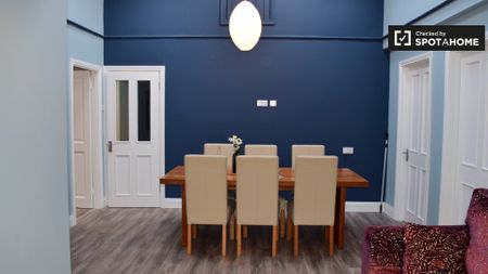 Room in shared 4-bedroom flat for rent in Whitehall, Dublin - Photo 5