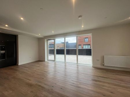 3 Bed Maisonette, Beeley House, N8 - Photo 5