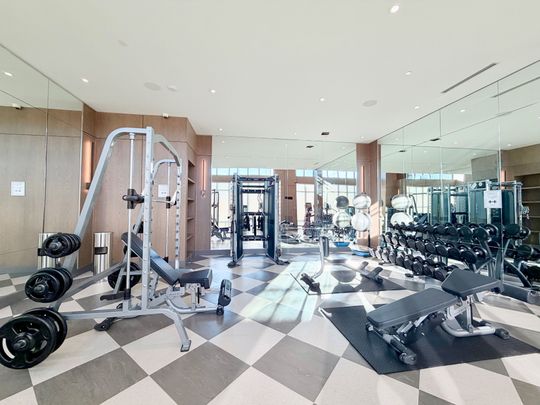 For Lease - 30 Inn On The Park Drive Unit# 802, Toronto, Ontario - Photo 1