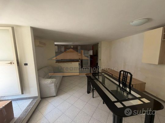 Bilocale arredato Via Frezza - Foto 1