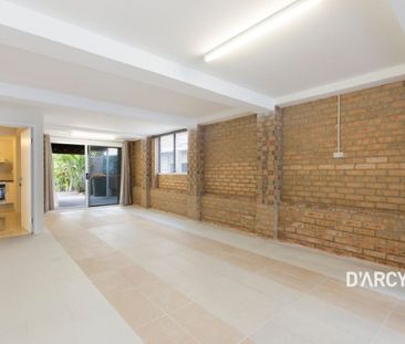 85A HARCOURT ST - Photo 4