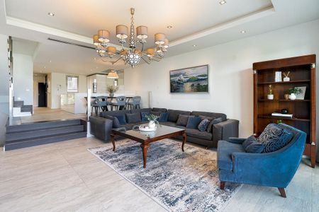 3 bedroom luxury Townhouse for rent in Marbella, Andalusia - Photo 4