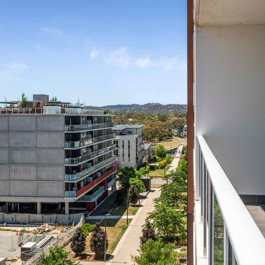 Modern, North-Facing Apartment in the Heart of Greenway - Photo 1
