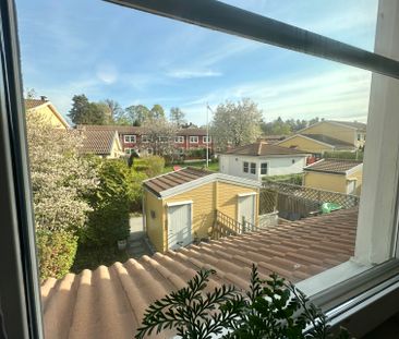 Tungels väg, Sollentuna - Foto 1