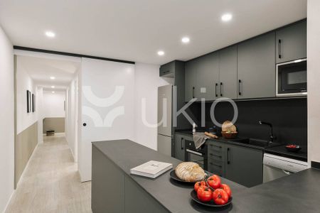 4 room luxury Apartment for rent in Barcelona, Spain - Photo 2