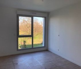 Location Appartement 3 pièces 63m² CENON 33150 - Photo 6