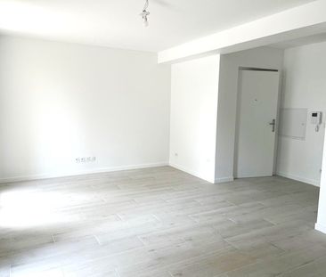 Location Appartement 2 pièces 55m² BOISSY ST LEGER 94470 - Photo 1