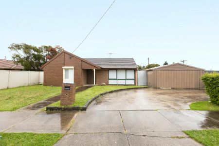 “Cosy & Convenient” - Photo 3