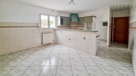 Location Maison 4 pièces 122m² CASTRIES 34160 - Photo 4