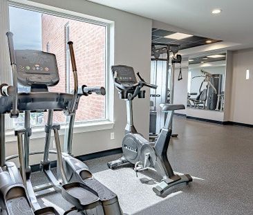 Hintonburg Connection - Photo 4