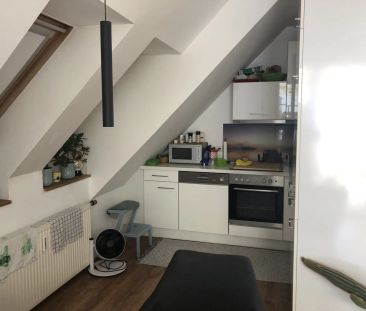 gepflegte 3-Zimmer-Wohnung mit möblierter Küche und Dachterrasse im... - Foto 4