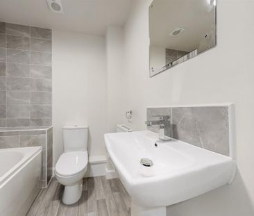 2 bedroom semi-detached house to rent - Photo 3