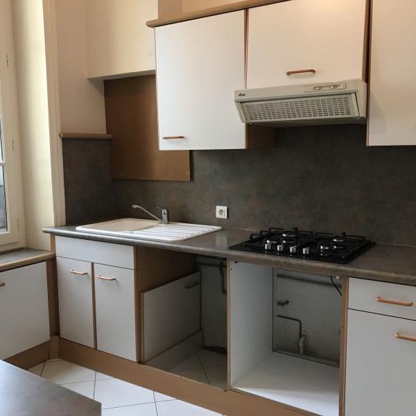 Location Appartement 3 pièces 88m² - Photo 1