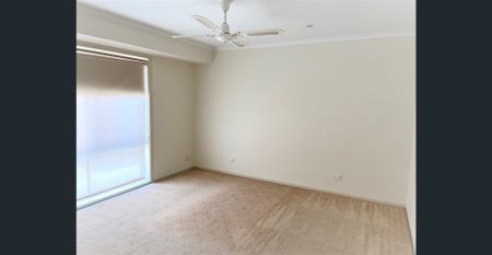 ALTONA UNIT IN A GREAT LOCATION - Photo 3