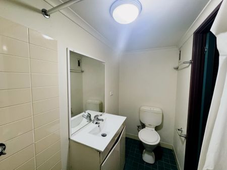 Studio-1021 - Photo 5