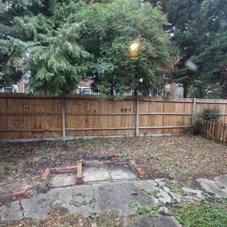 2 bedroom maisonette to rent - Photo 3