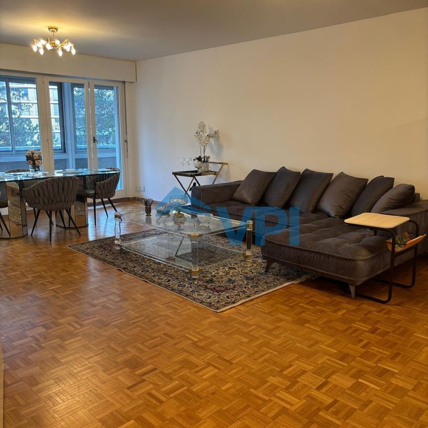 Spacious 4.5 p on the 4th floor for rent at la Gradelle - Photo 1