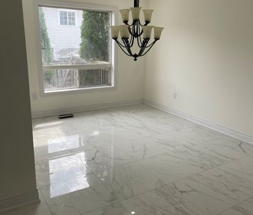 For Lease - 204 Van Scott (Upper) Drive, Brampton, Ontario - Photo 6