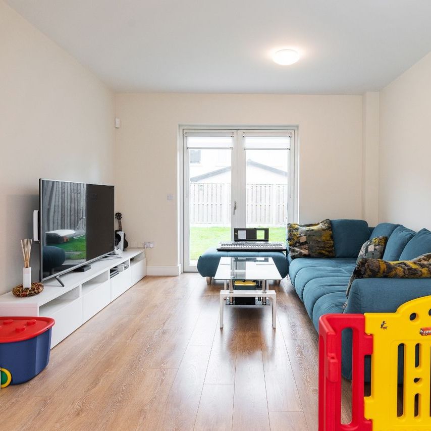 6 Larkfield Dale, Leopardstown, Dublin 18 - Photo 1