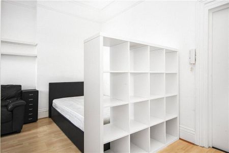 Studio to rent - Photo 3