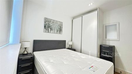 1 bedroom flat to rent - Photo 4