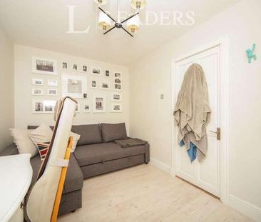 Horton Heath, SO50 - Photo 4