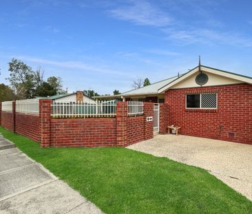 Comfortable & Low-Maintenance Living in a Convenient Location - Photo 1