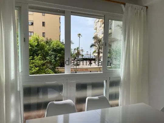 Alquiler de piso en Calle San Roque - Photo 1