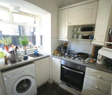 2 bedroom maisonette to rent - Photo 4
