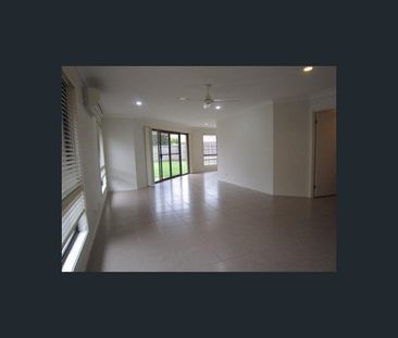1/10 Bodacious Terrace, Pimpama, Qld 4209 - Photo 1