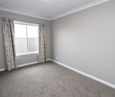 3 Bedroom Home - Available 11/12/25!!! - Photo 5