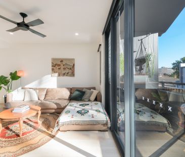 205/2 Veda Street, Hamilton NSW 2303 - Photo 3