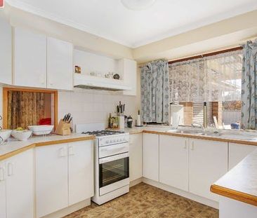Spacious 4-Bedroom Home - Photo 4