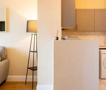 North Circular Road, Dublin 7 - Photo 3