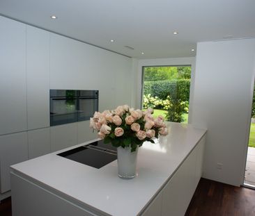 Luxuriöse 3 ½-Zimmer Parterrewohnung in Zollikon - Photo 3