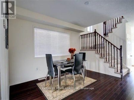 17 HEADON AVENUE - Photo 5