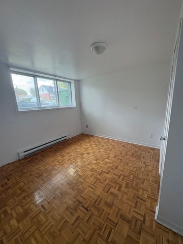 10411 Av. des Récollets, H1H 4E8, H1H 4E8, Montréal - Photo 4