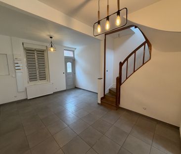 MAISON AVEC COUR QUARTIER SAINTE ANNE - Photo 4