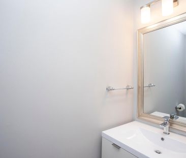 For Lease - 2048 Meadowgate Boulevard, London South, Ontario - Photo 6