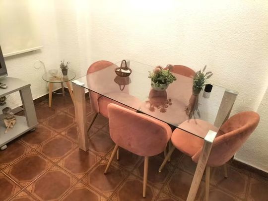 Calle Santos Justo y Pastor, Valencia, Valencian Community 46022 - Photo 1