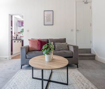 Lastingham Road, Bramley, Leeds - Photo 4