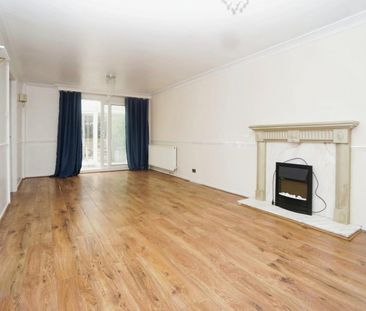 3 bedroom House To Let - Photo 2