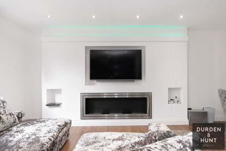 Bower Hill, Epping - Photo 2