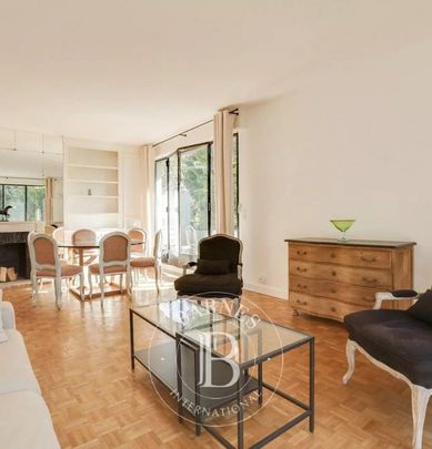 Appartement • Saint James-Delabordère - Photo 1