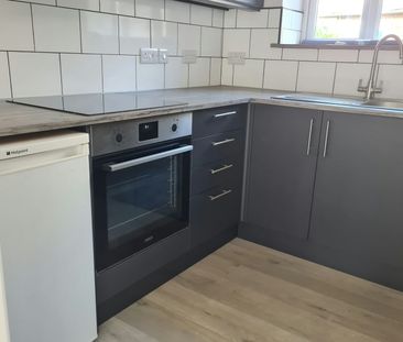 Flat to rent on - Photo 4