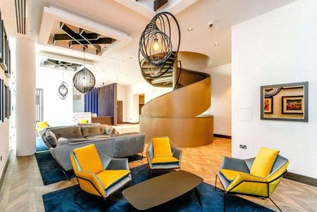 SOUGHT OUT DEVELOPMENT | AVAILABLE JAN 24TH | IN HIGH DEMAND | PARKING AVAILABLE | PRIME LOCATION | 24-HOUR CONCIERGE | RESIDENTS GYM | BLEND OF COMFORT AND CONVENIENCE - Photo 5